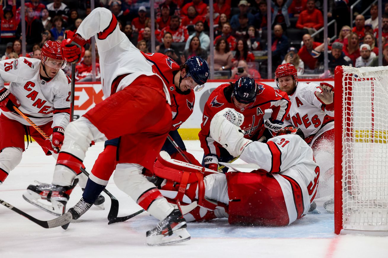 Carolina Hurricanes v Washington Capitals