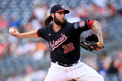 Los Angeles Dodgers v Washington Nationals