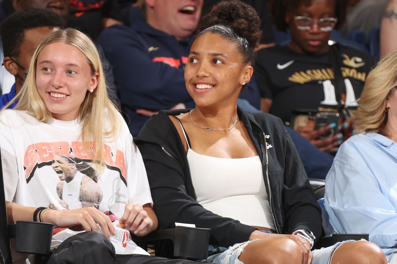 Indiana Fever v Washington Mystics