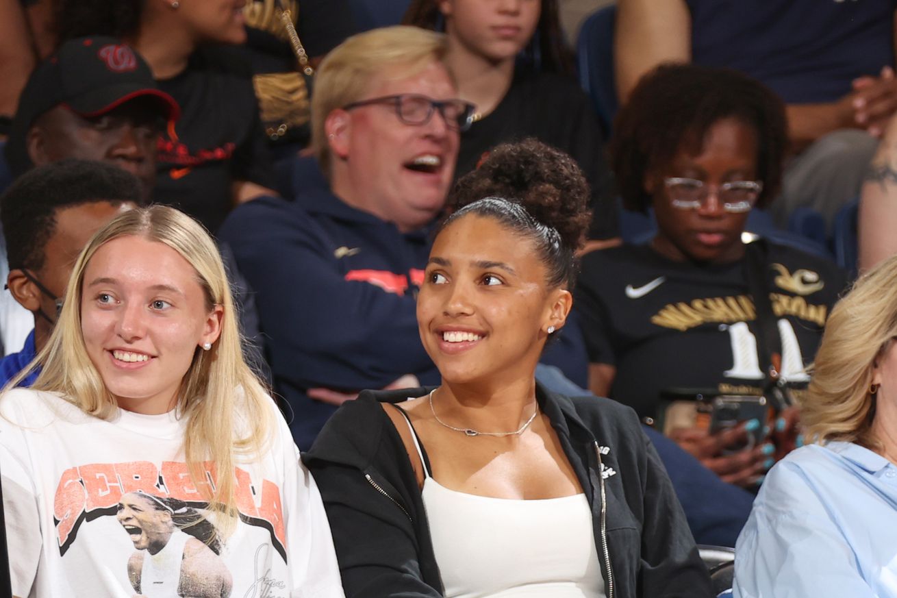 Indiana Fever v Washington Mystics