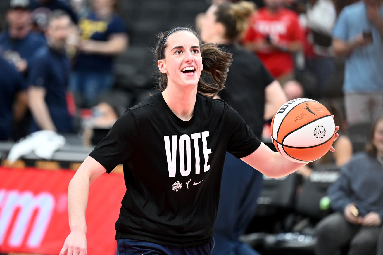 Indiana Fever v Washington Mystics