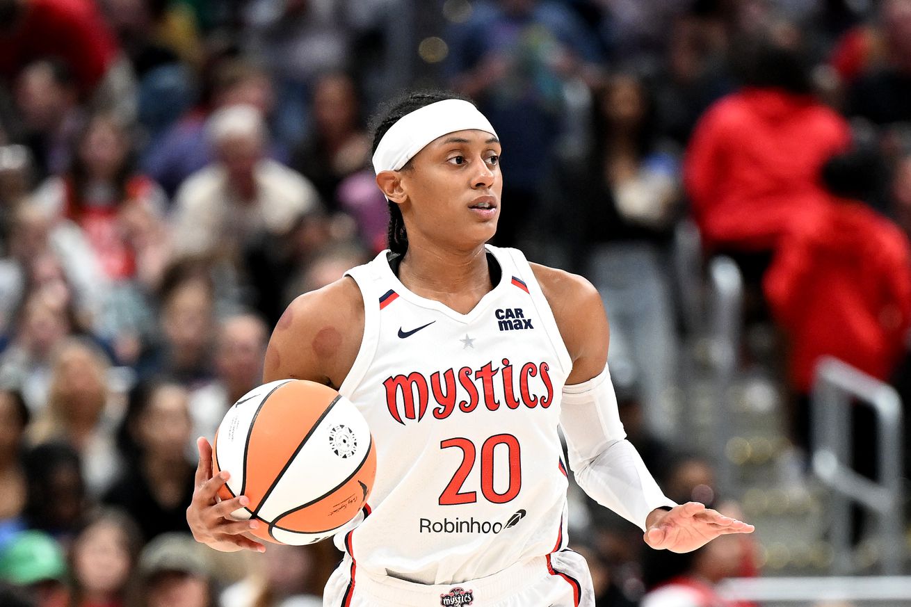 Indiana Fever v Washington Mystics