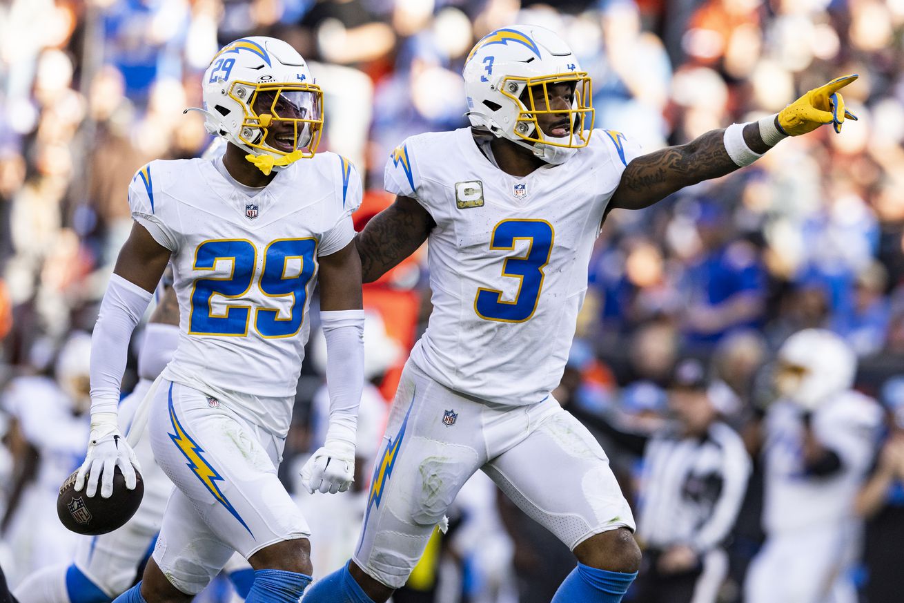 Los Angeles Chargers v Cleveland Browns