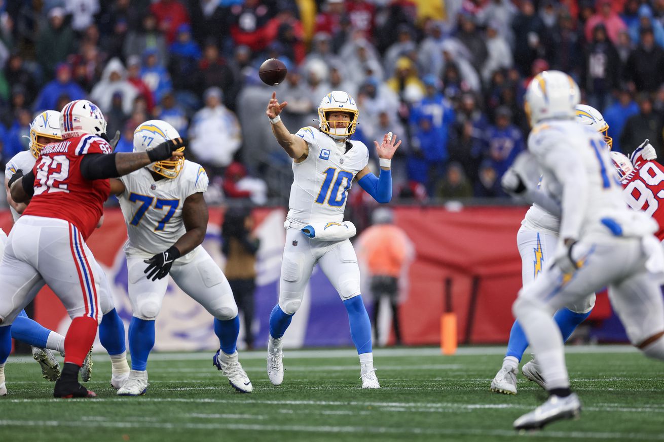 Los Angeles Chargers v New England Patriots