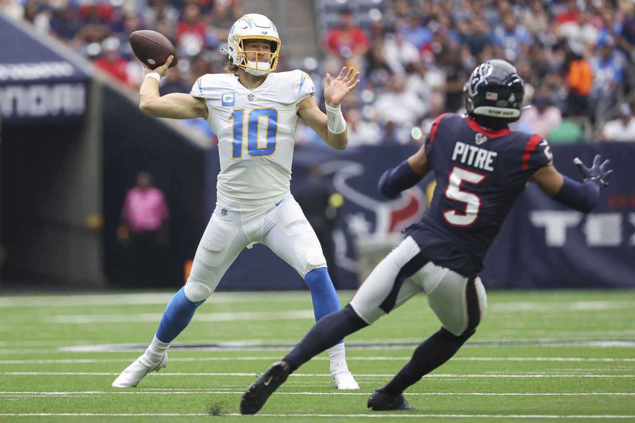 NFL: Los Angeles Chargers at Houston Texans