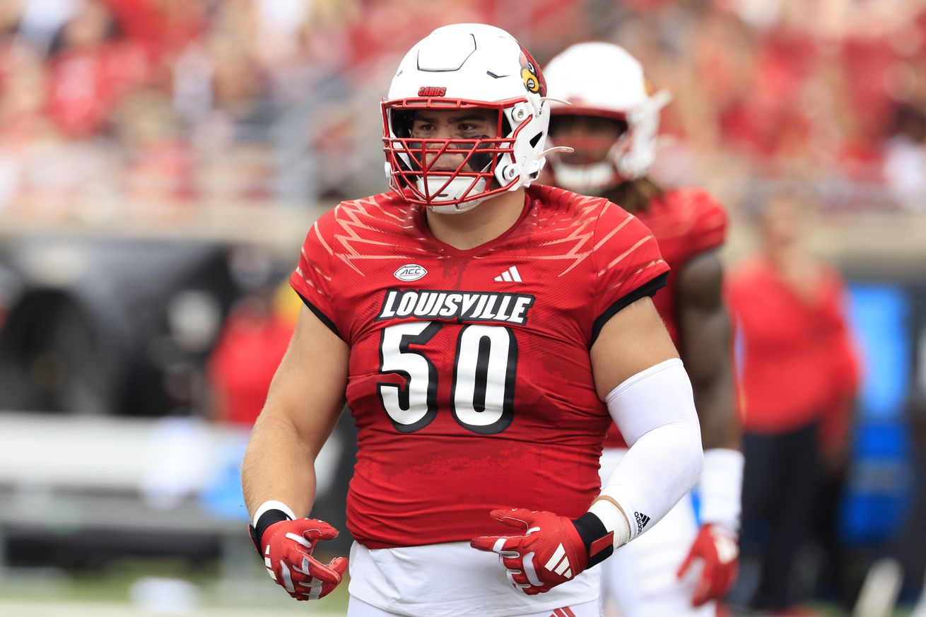 Austin Peay v Louisville