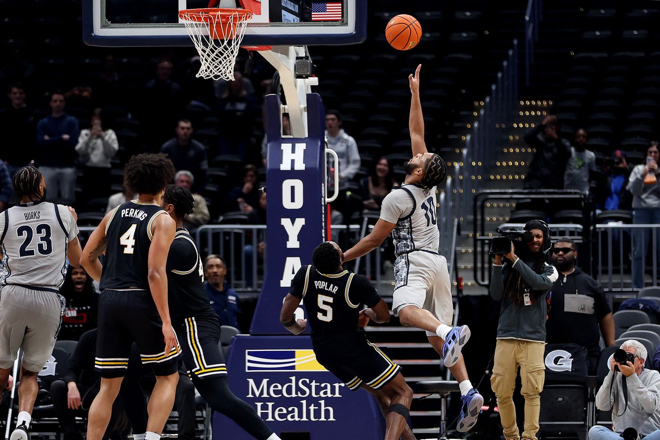 NCAA Basketball: Villanova at Georgetown